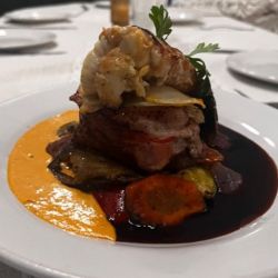 Filete Miñón y Medallón de Langosta