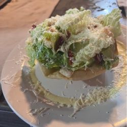 Ensalada César con Pollo