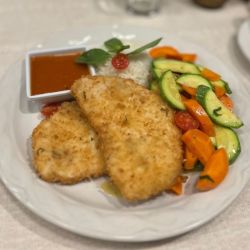 Filete de Pescado empanizado con Salsa Tártara